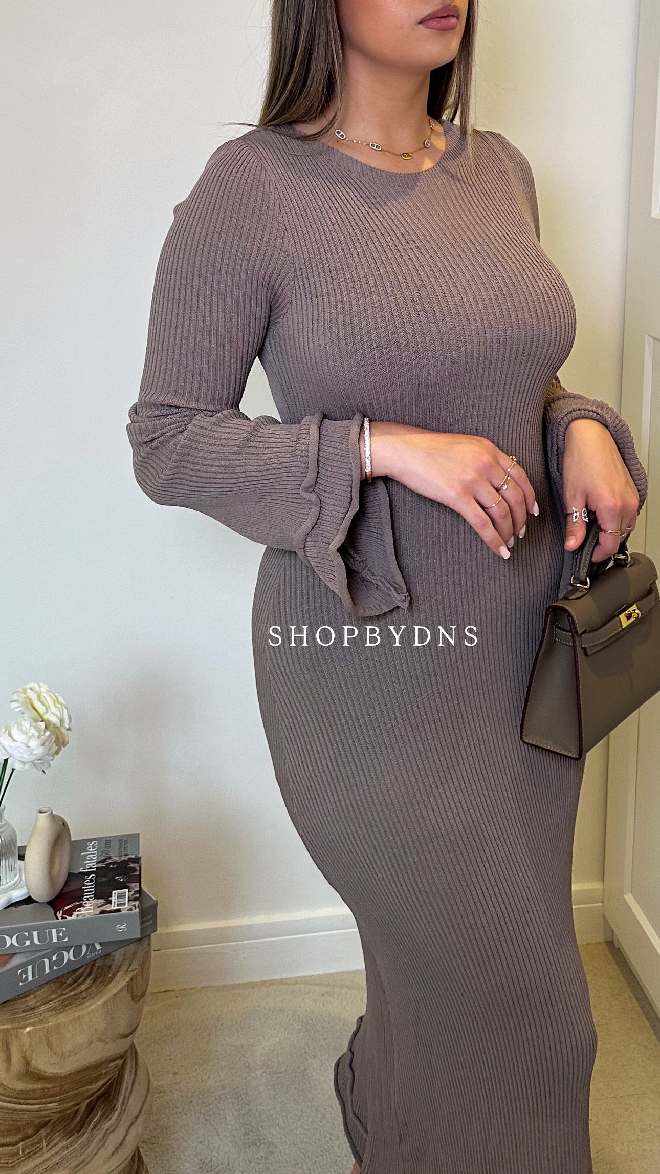 Robe en maille lacets taupe